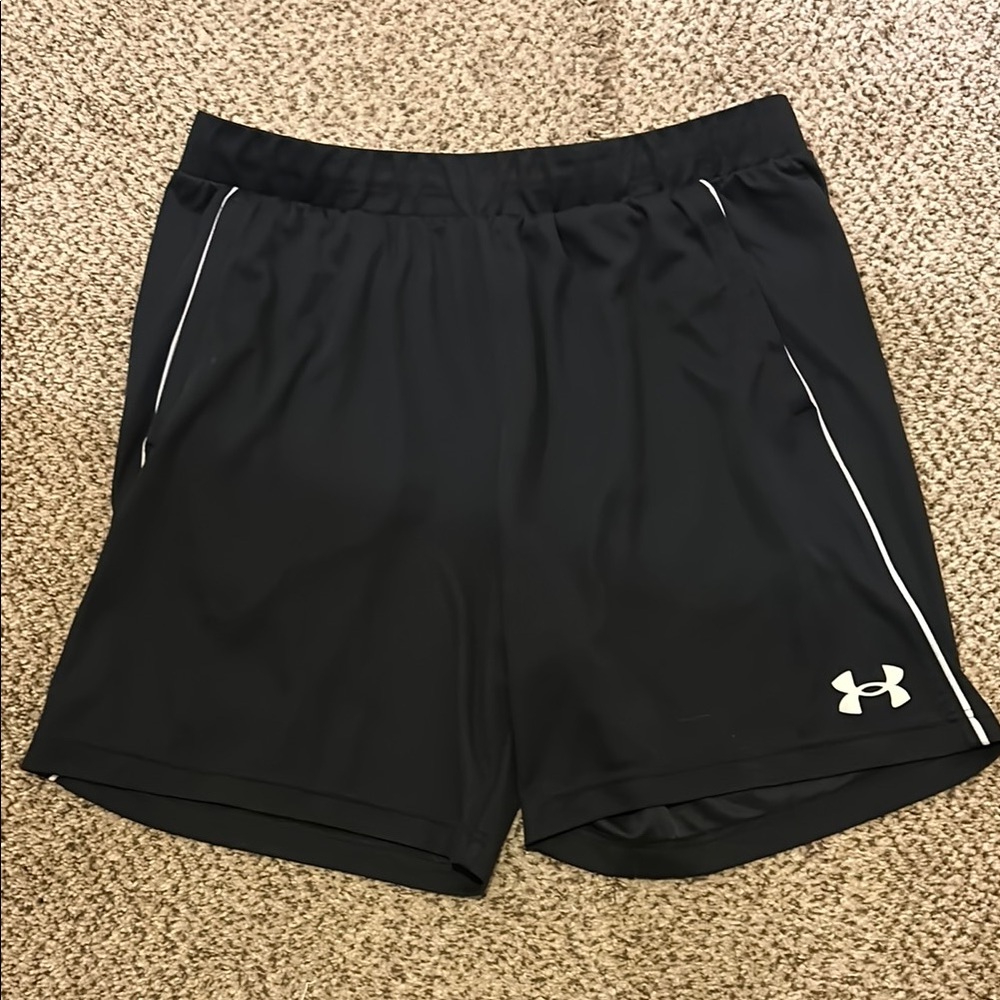 Men’s XL Under Armour shorts
